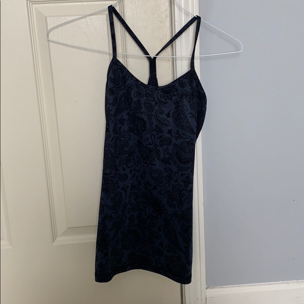 Small Lululemon workout tank top
